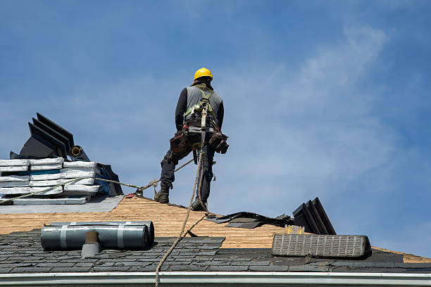 Professional Roof Installation technician working in Cross Timbers, MO